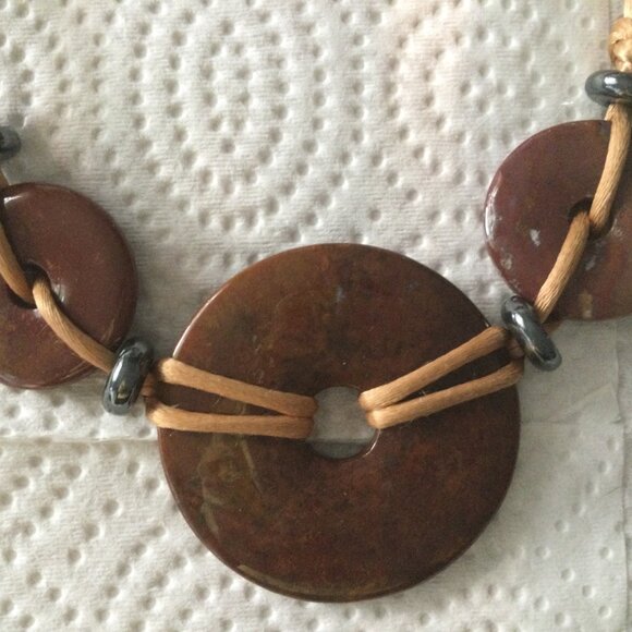 Red Jasper stone 3 donut circles pendant necklace adjustable cord handmade - Picture 2 of 3